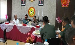 Dekan Fakultas Strategi Pertahanan Unhan RI Menjadi Narasumber pada Kegiatan Bincang Strategis Pusjianstralitbang TNI